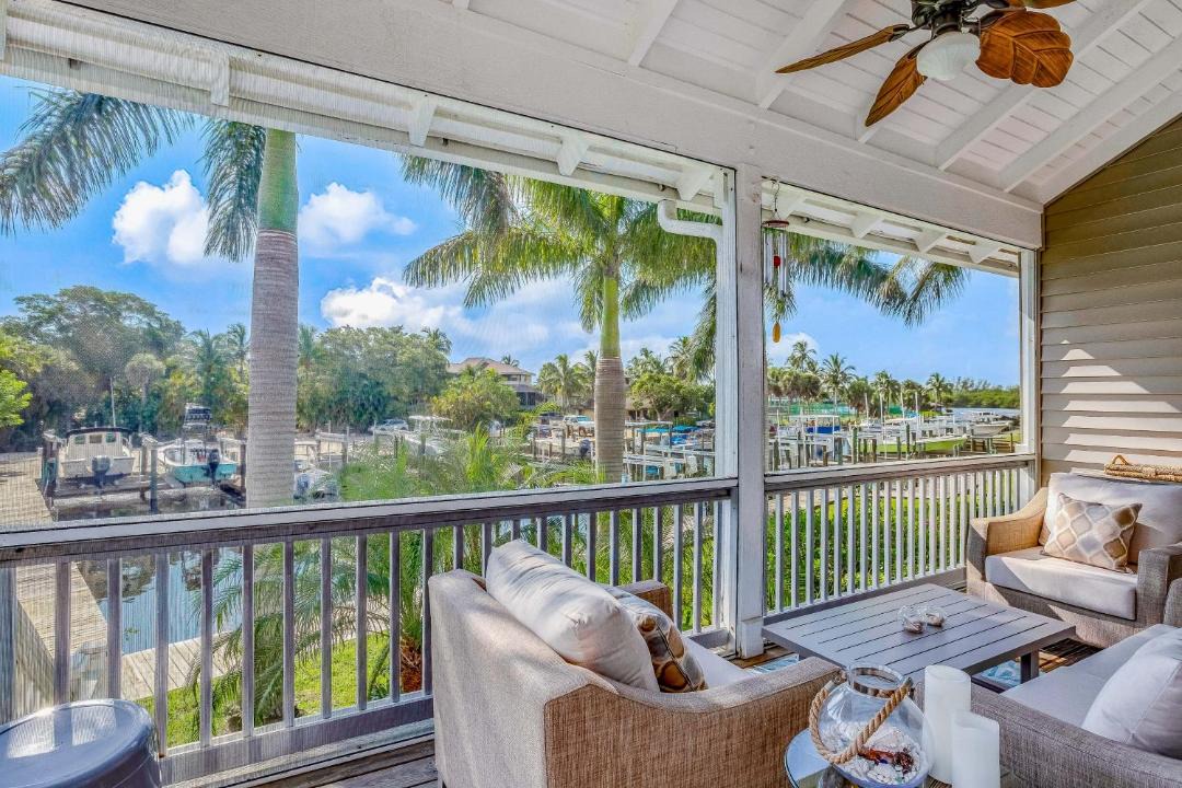Photo of Patio Balcony in Bokeelia