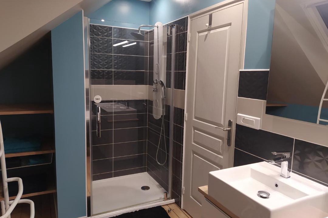 Photo of Bathroom in Chamouille