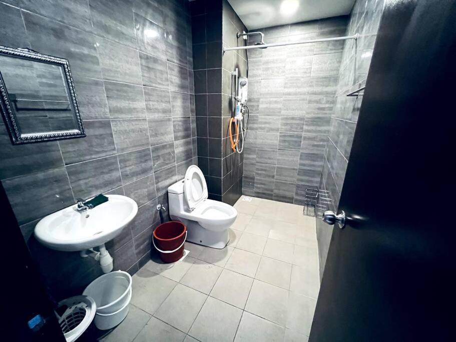 Photo of Bathroom in Seri Kembangan