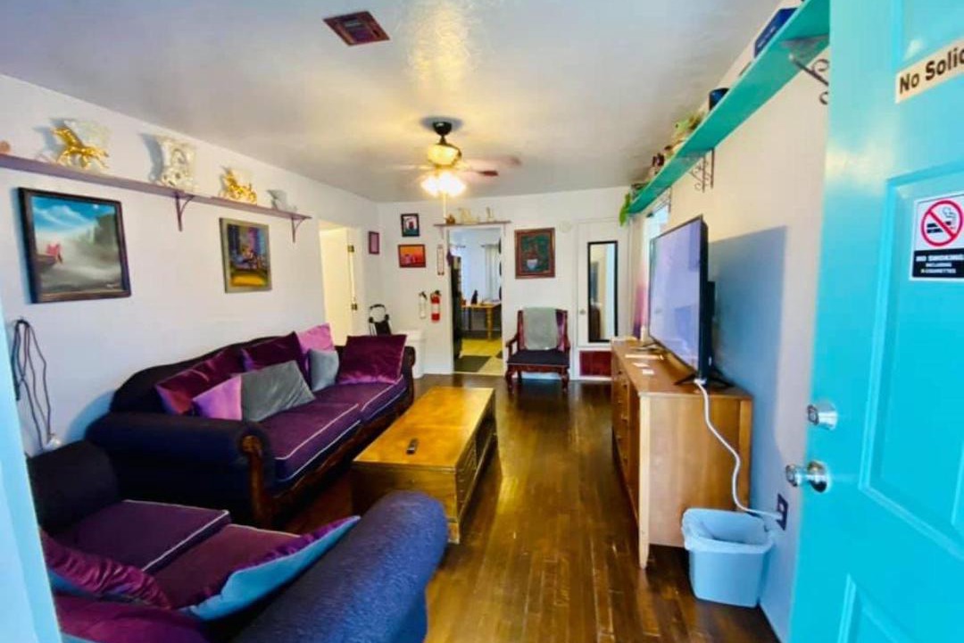 Photo of Livingroom in Lawton