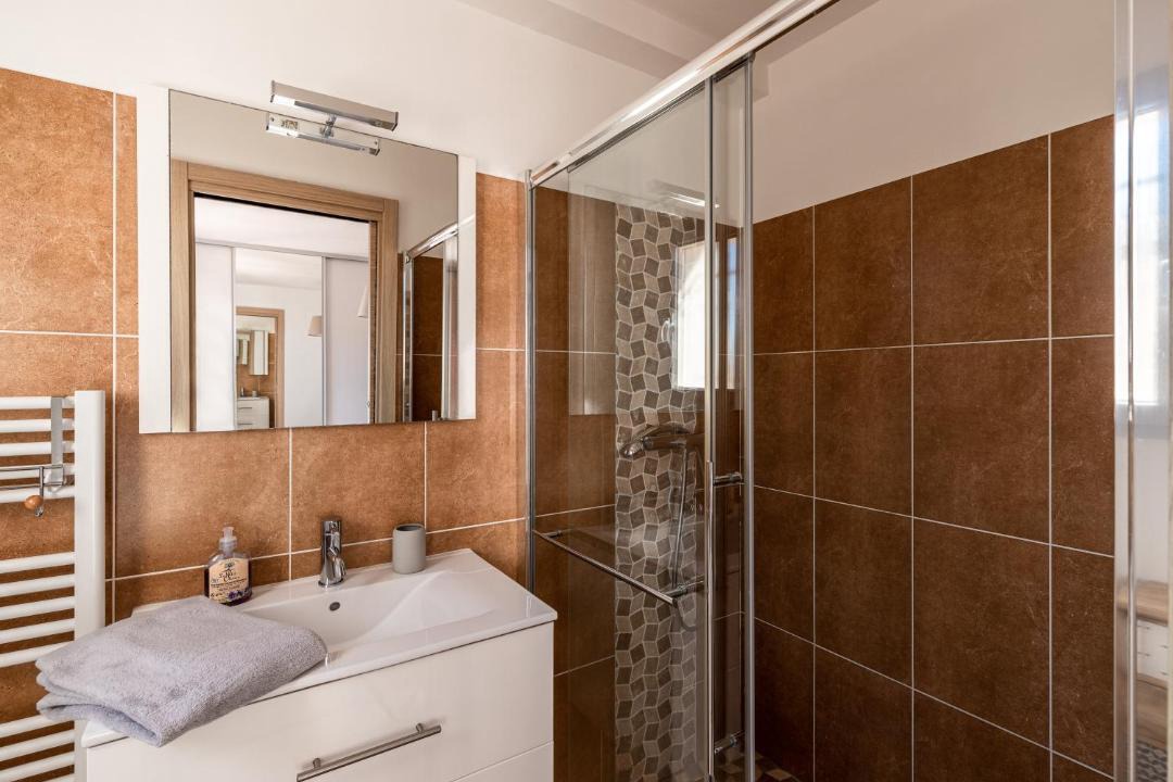 Photo of Bathroom in L'Ile-Rousse