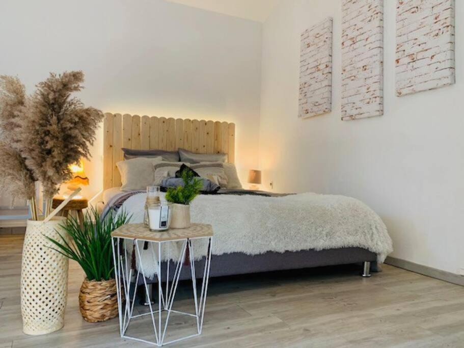 Photo of Bedroom in Evreux