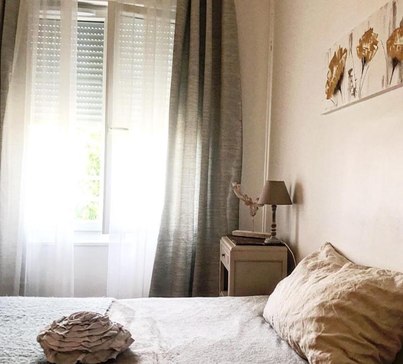 Photo of Bedroom in Alencon