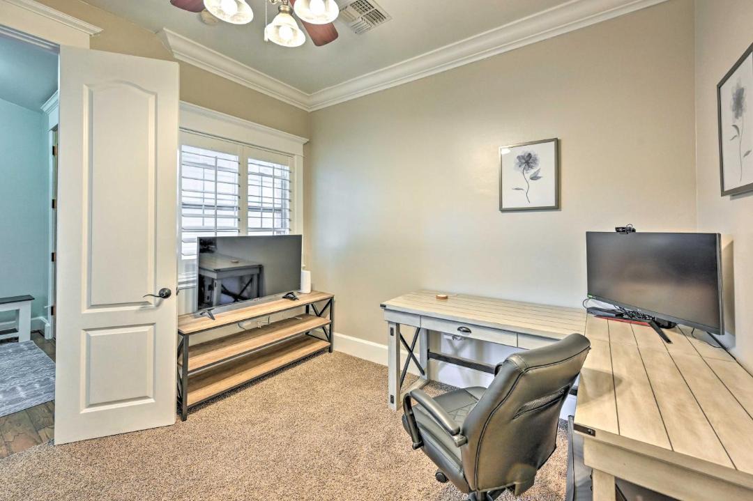 Photo of Livingroom in Flagstaff