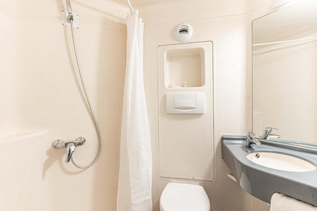 Photo of Bathroom in Cleon