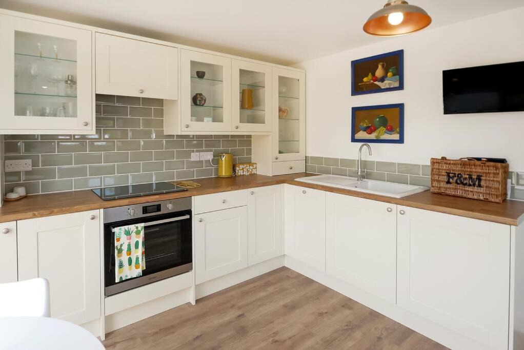 Photo of Kitchen in Felpham
