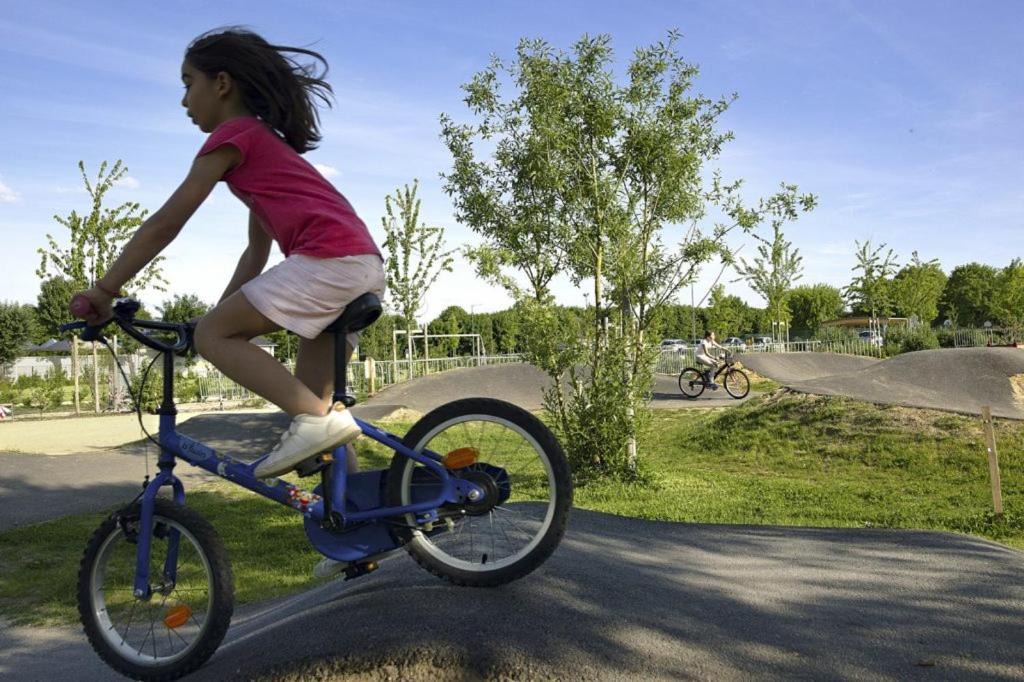 Photo of Others in Blere