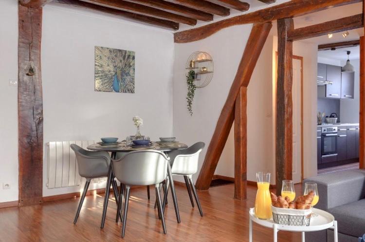 Photo of Livingroom in Dreux