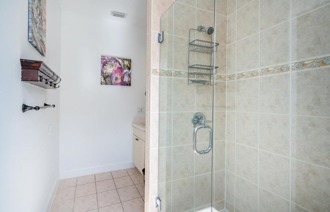 Photo of Others in Ludlam