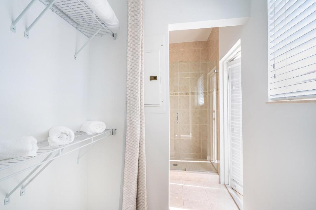 Photo of Others in Ludlam