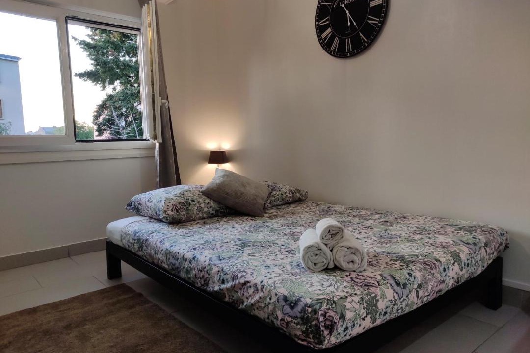 Photo of Bedroom in Melun