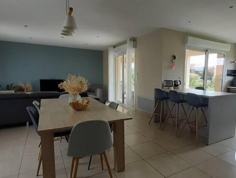 Photo of Livingroom in Moulins-sur-Yevre