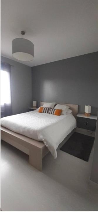 Photo of Bedroom in Moulins-sur-Yevre