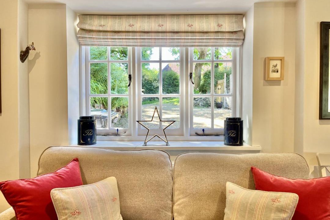 Photo of Livingroom in Petworth