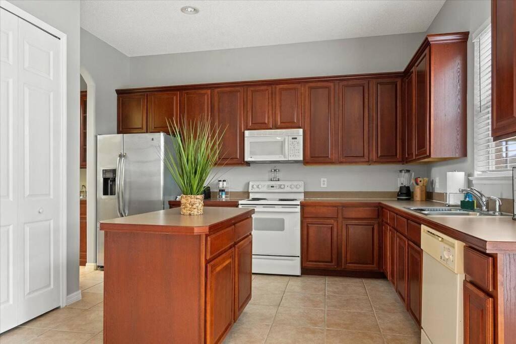 Photo of Kitchen in Southeast Orlando