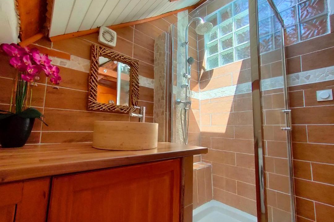 Photo of Others in Gap