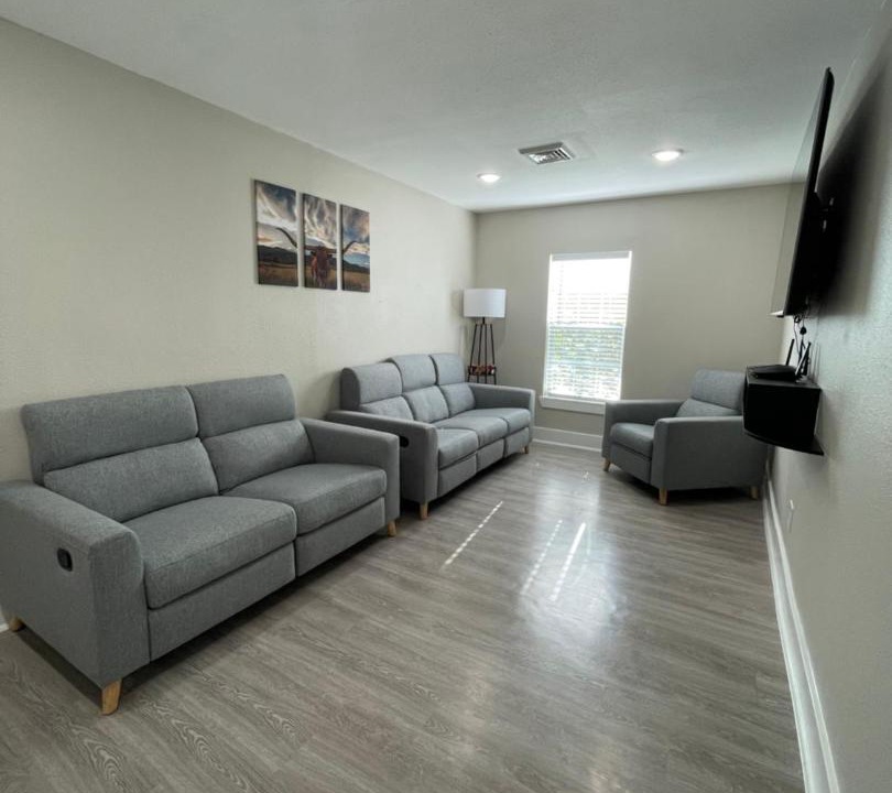 Photo of Livingroom in Northside