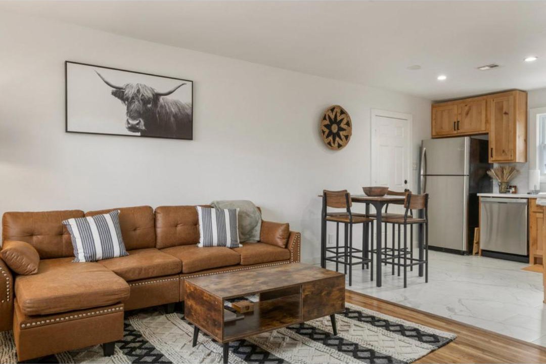 Photo of Livingroom in Broken Arrow