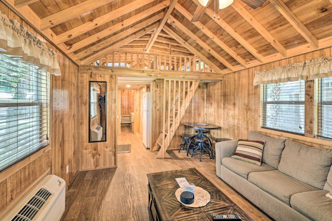 Photo of Livingroom in Steinhatchee
