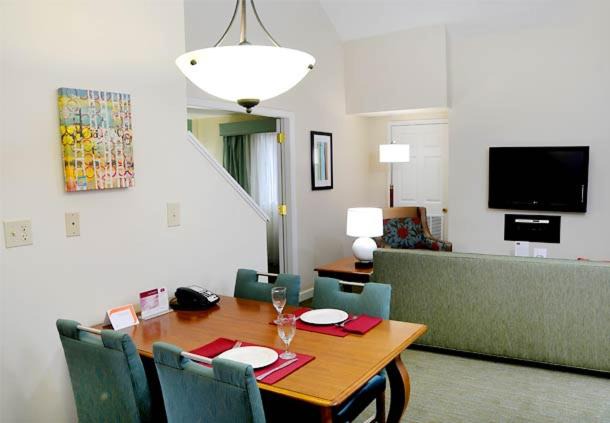 Photo of Livingroom in Herndon