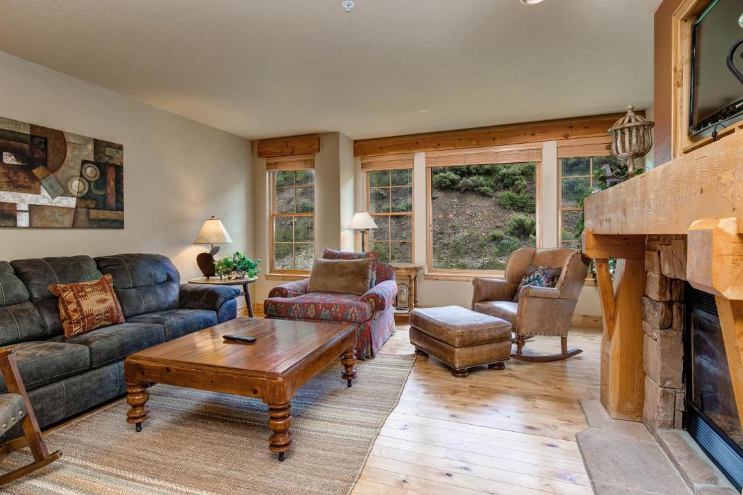 Photo of Livingroom in Deer Valley