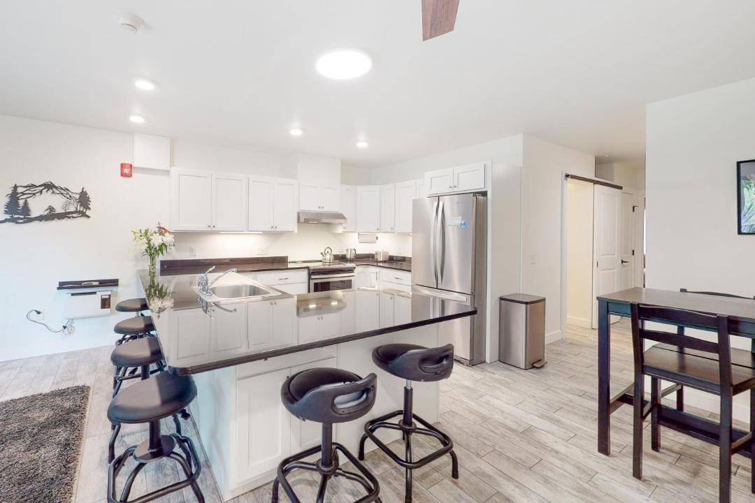 Photo of Others in Warren