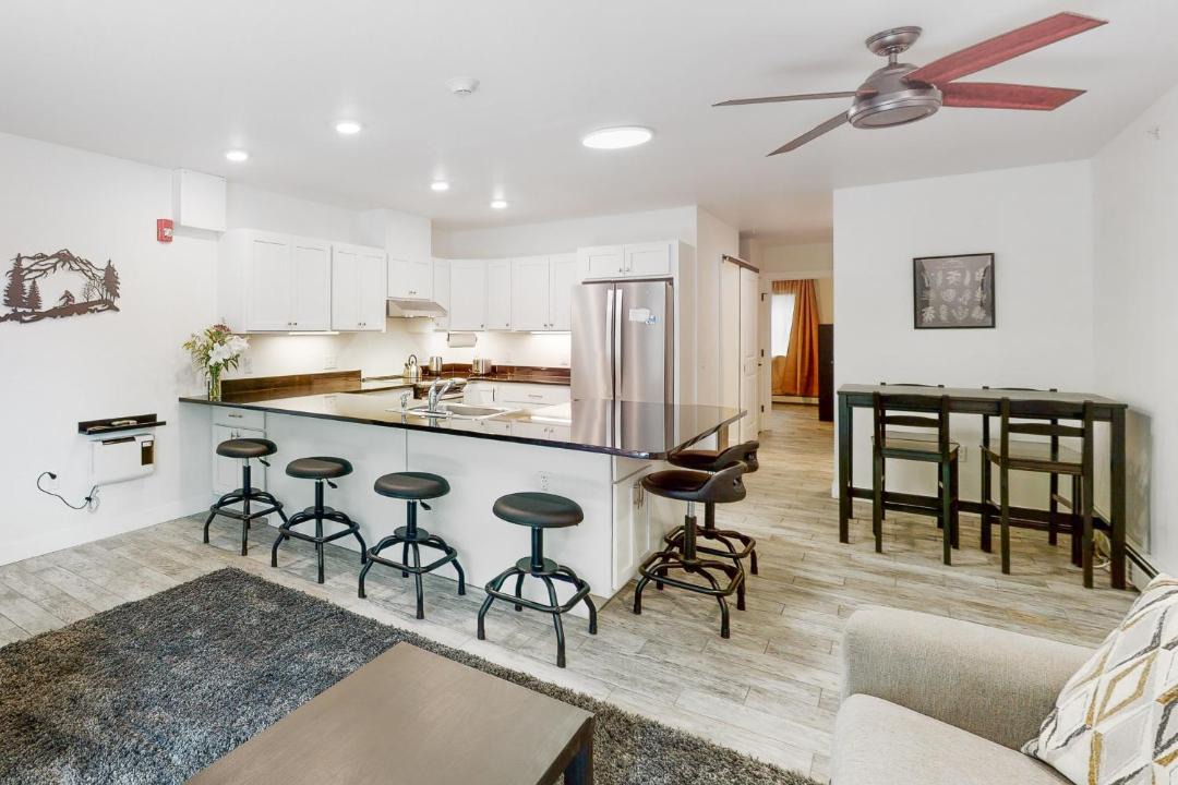 Photo of Others in Warren