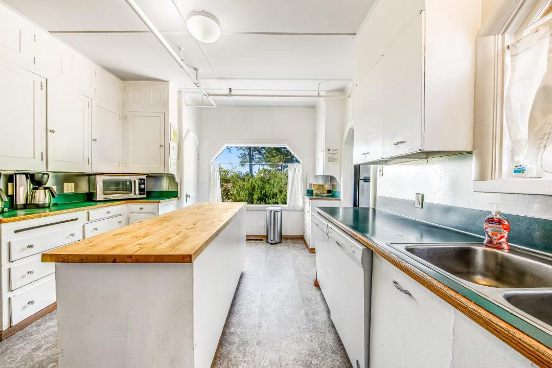 Photo of Kitchen in Gearhart