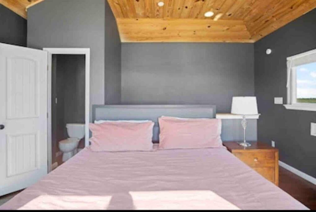 Photo of Bedroom in Gilchrist