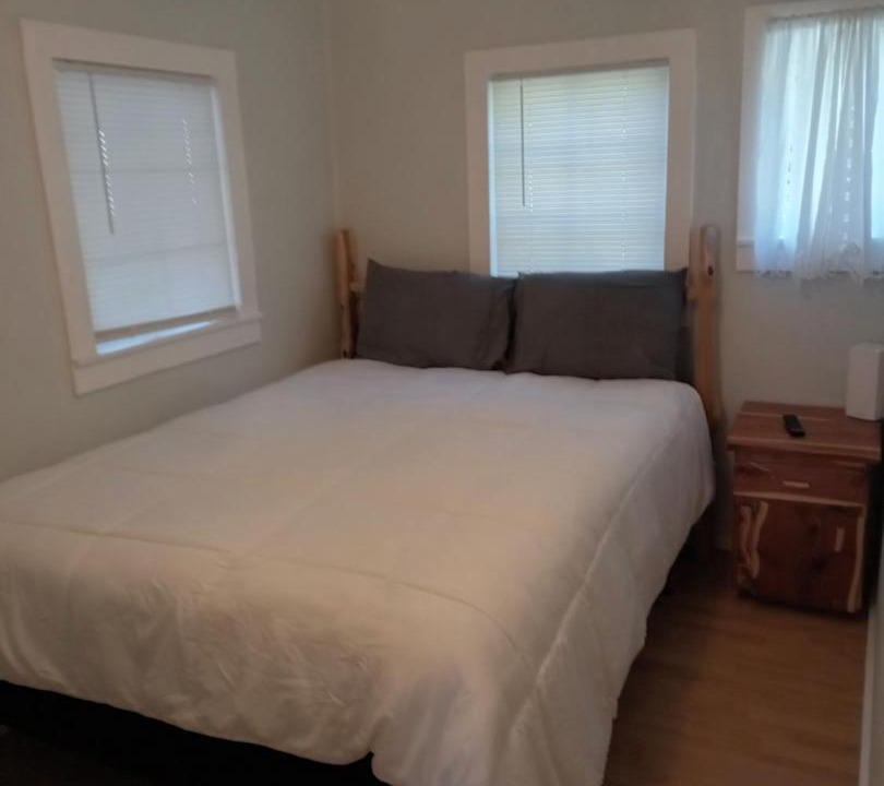 Photo of Bedroom in Rockaway Beach