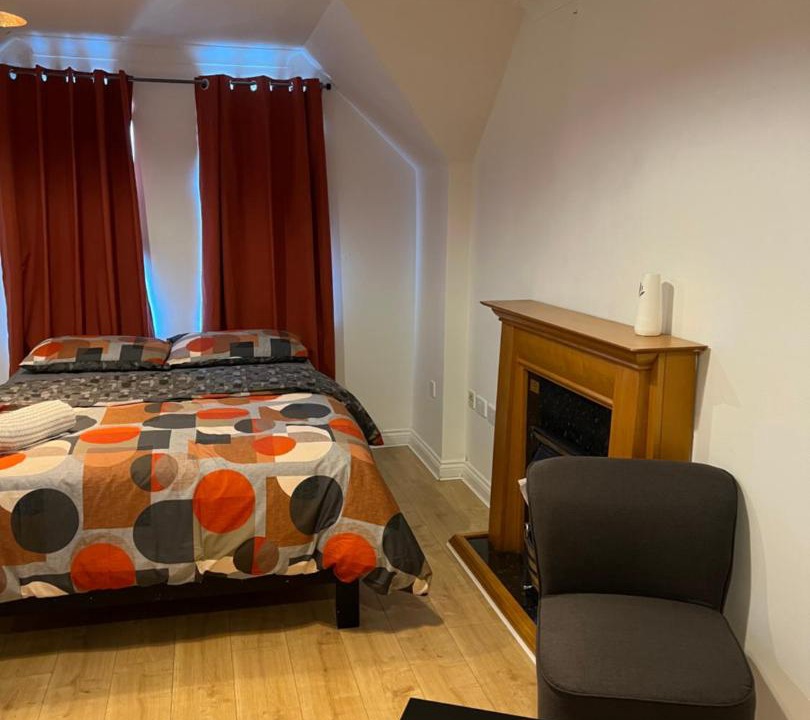 Photo of Others in Edgware