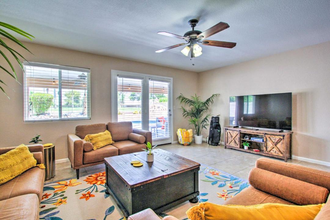 Photo of Livingroom in Arrowhead Ranch