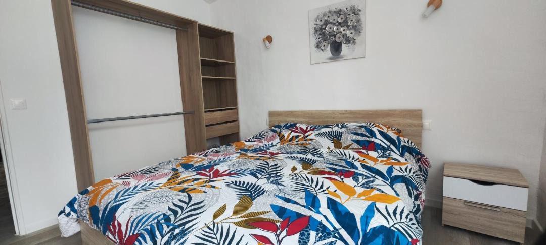 Photo of Bedroom in Saint-Ambroix