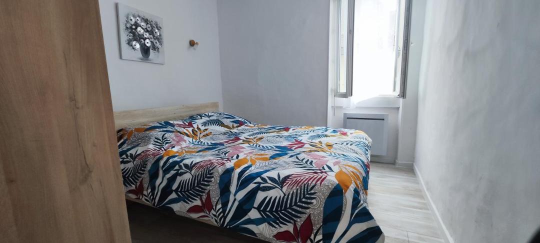Photo of Bedroom in Saint-Ambroix