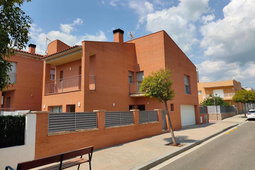 Photo of Buildings in Reus