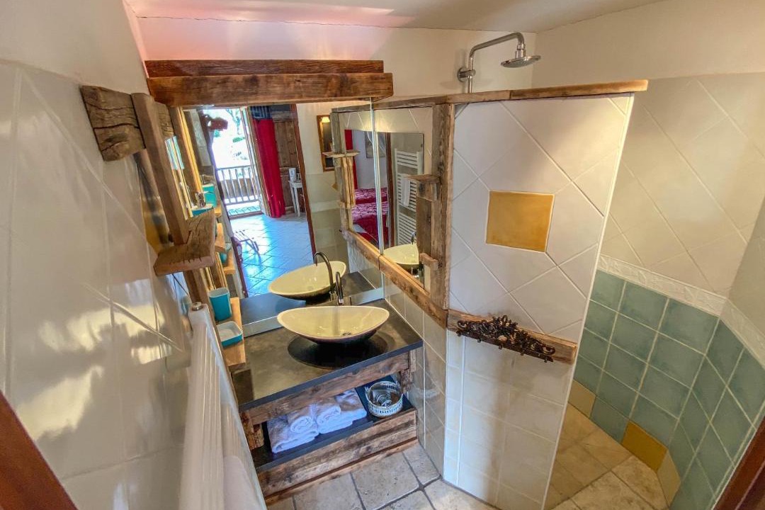 Photo of Others in Baratier