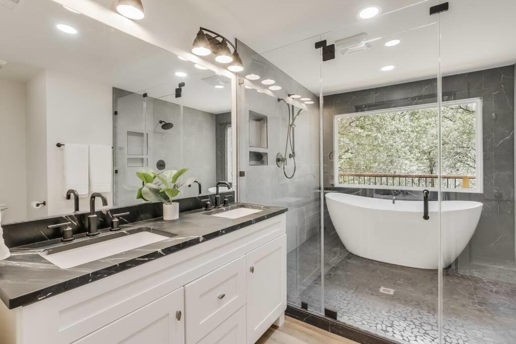 Photo of Kitchen in Lago Vista