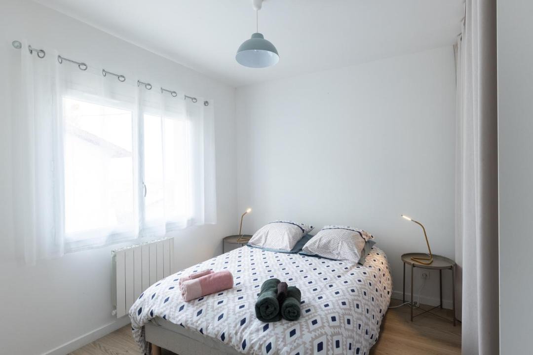 Photo of Others in Bardos