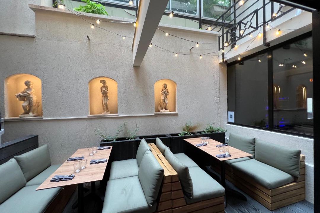 Photo of Patio Balcony in Saint-Cloud