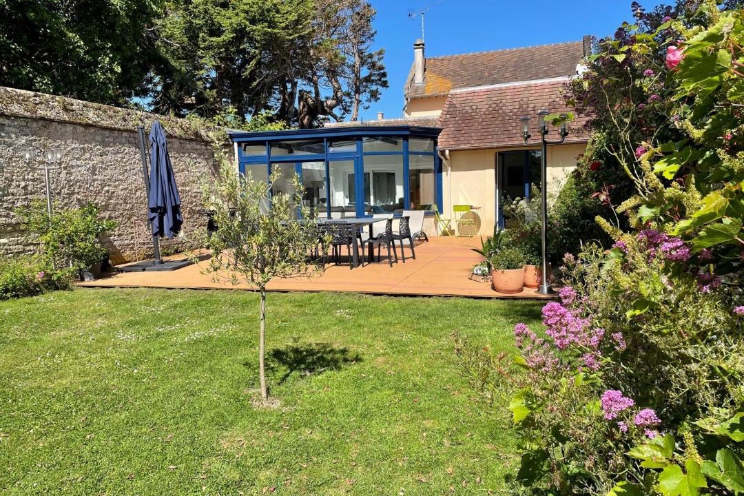 Photo of Others in Luc-sur-Mer