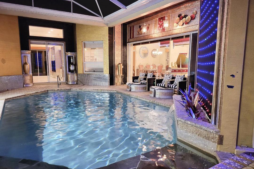 Photo of Others in Pelican