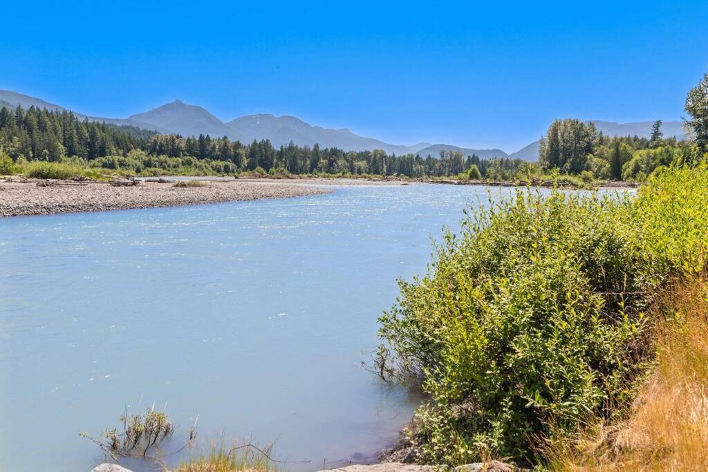 Photo of Outdoor in Packwood