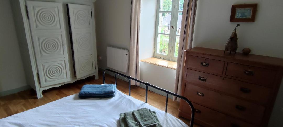 Photo of Bedroom in La Croix-Hellean