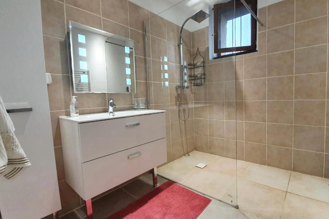 Photo of Bathroom in Beaumarches