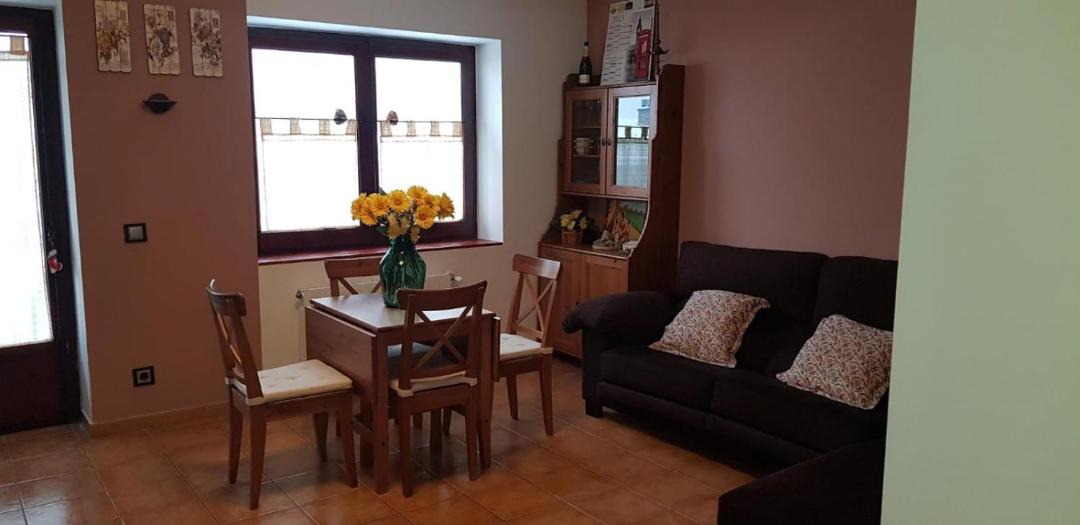 Photo of Livingroom in Incles