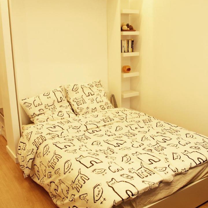 Photo of Bedroom in Republique–Point-du-Jour