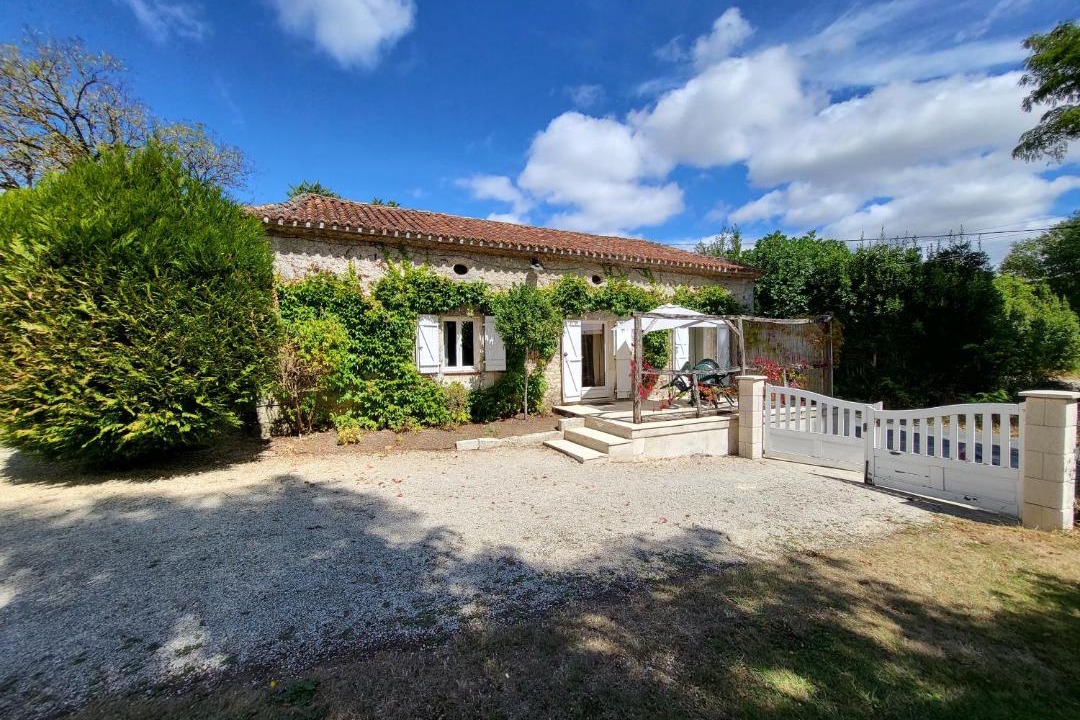 Photo of Others in Ronsenac