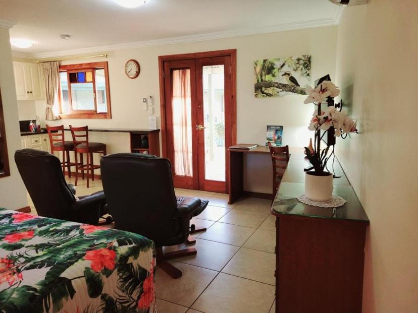 Photo of Others in Amamoor