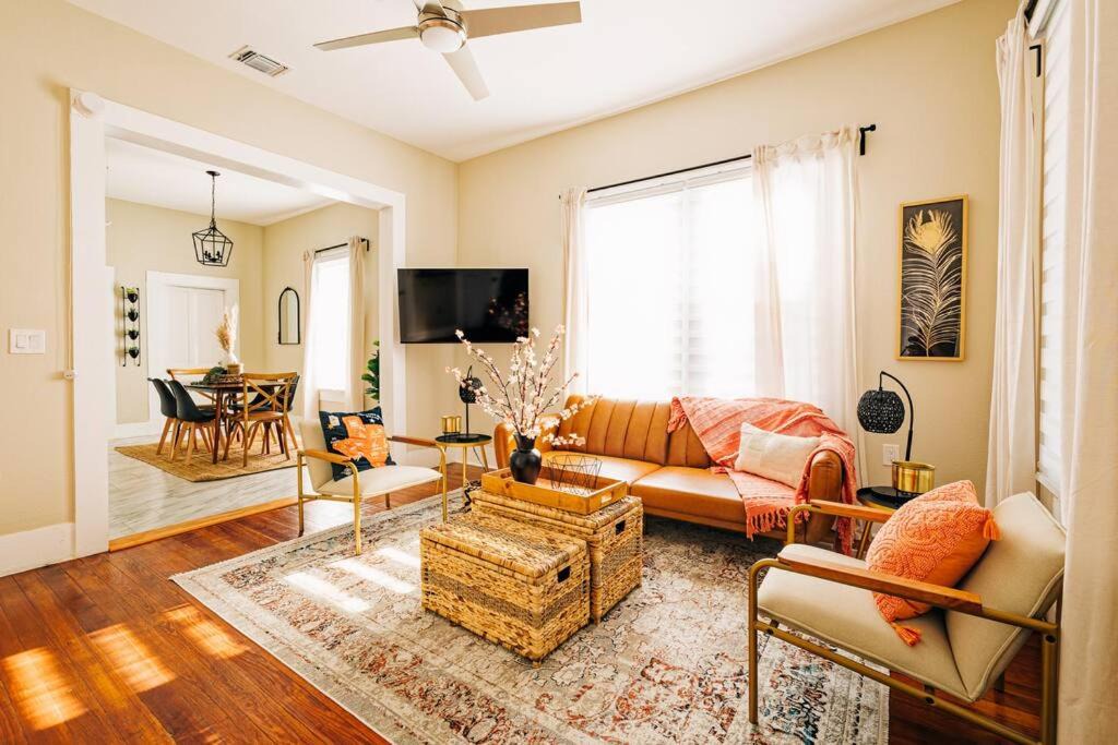 Photo of Livingroom in Riverside