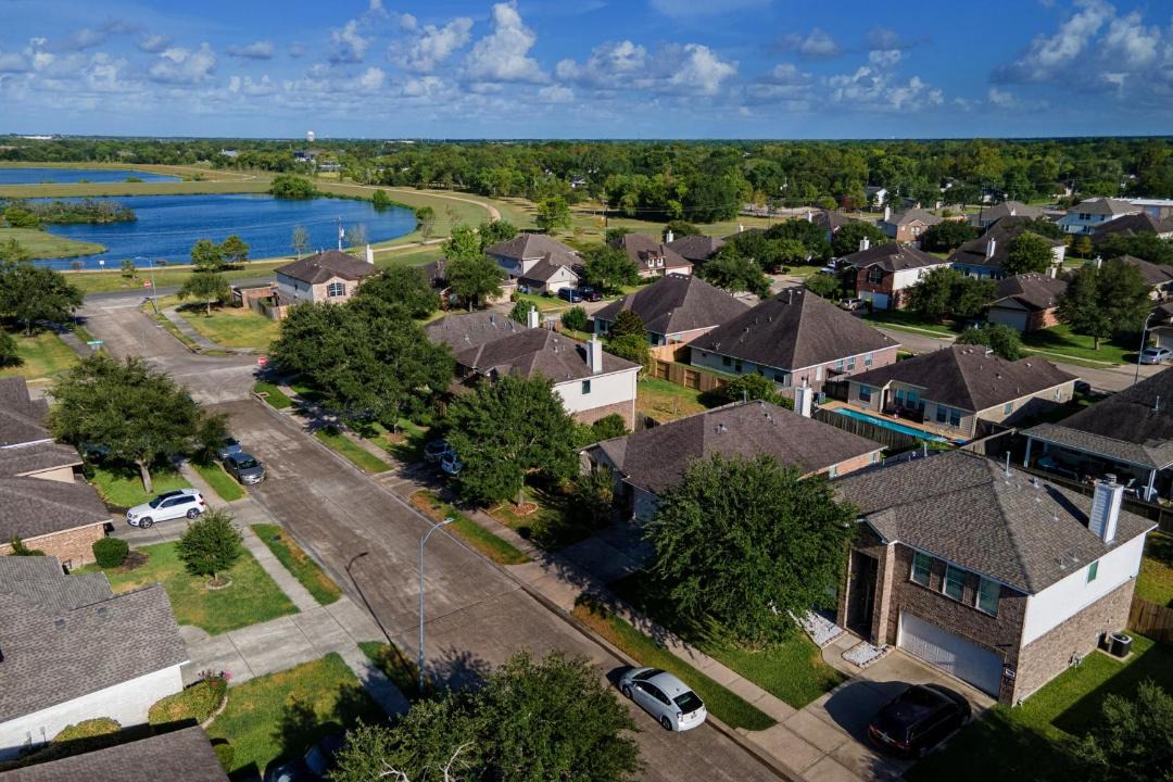 Photo of Others in Pearland
